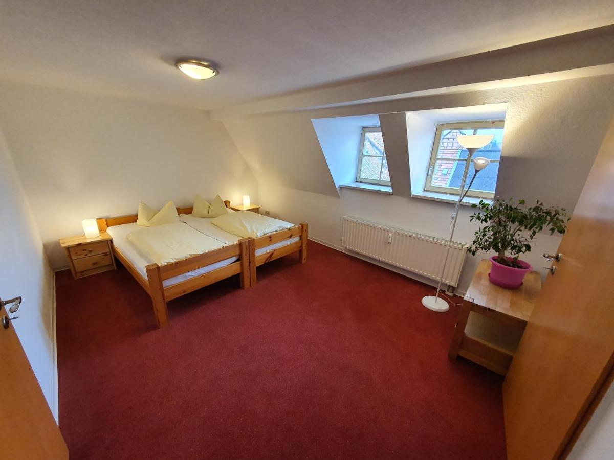 Hotel Zur Goldenen Sonne 크베들린부르크 외부 사진